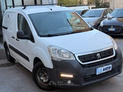 Peugeot Partner Pegeout Partner 3 posti usata Collegno