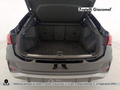 Audi Q3 sportback 35 2.0 tdi s line edition s-tronic Nero usata Vigevano