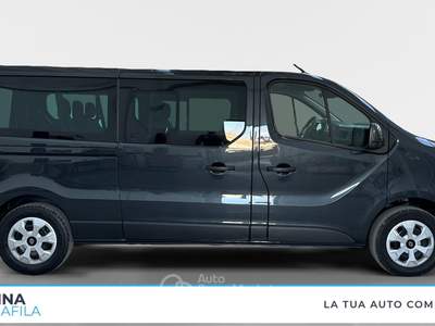 Renault Trafic  -  2.0 blue dci 150cv l2 authentic Grigio usata Marcianise
