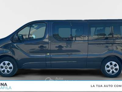 Renault Trafic  -  2.0 blue dci 150cv l2 authentic Grigio usata Marcianise