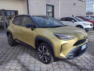 Toyota Yaris Cross  1.5 hybrid 5p. e-cvt premiere Giallo usata Pisa
