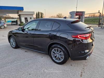 Alfa Romeo Stelvio Stelvio 2.2 Turbodiesel 160 CV AT8 RWD Rosso Edizione Nero usata Deruta
