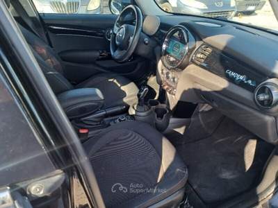MINI Clubman Mini 1.5 Cooper Business 5 porte Nero usata Cecina