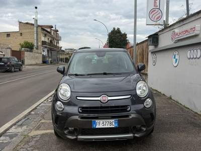 Fiat 500L 2012 1.3 mjt Trekking 95cv Nero usata Sant'Antimo Fiat 500L 2012 1.3 mjt Trekking 95cv Nero usata Sant'Antimo