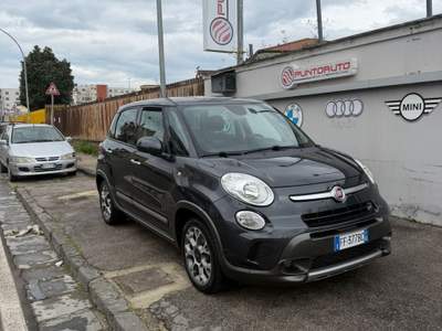 Fiat 500L 2012 1.3 mjt Trekking 95cv Nero usata Sant'Antimo