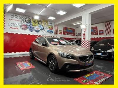Volvo V40 Cross Country 1.6 114cv - 2014 Marrone usata Giugliano in Campania