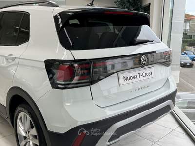 Volkswagen T-Cross T-Cross 1.0 tsi Edition Plus 95cv Bianco usata Fucecchio