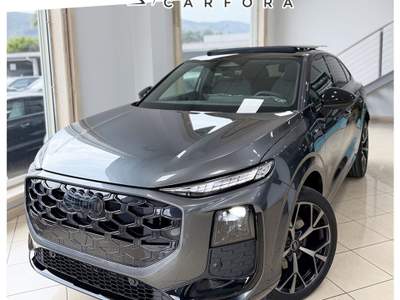 Audi Q3 Sportback 35tdi Identity Black 2026 km0|tetto+pelle totale| Grigio usata San Felice a Cancello