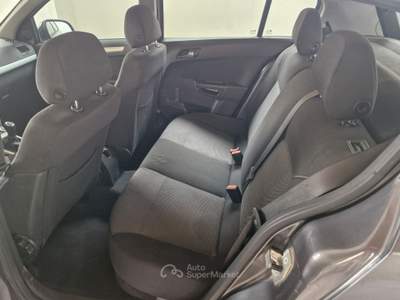 Opel Astra OPEL ASTRA GPL Grigio usata Castel San Pietro Terme