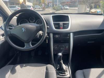 Peugeot 207 tenuta bene usata Sarezzo