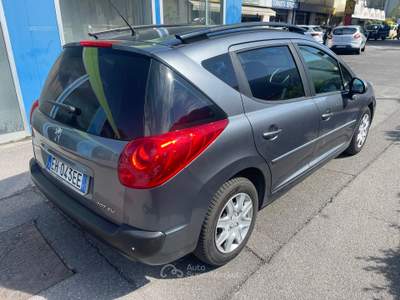 Peugeot 207 tenuta bene usata Sarezzo