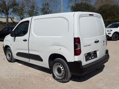 Peugeot Partner 3 posti Bianco usata Aprilia
