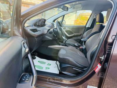 Peugeot 2008 1.6 e-hdi 8v Allure s neopatentati! Marrone usata Villadose