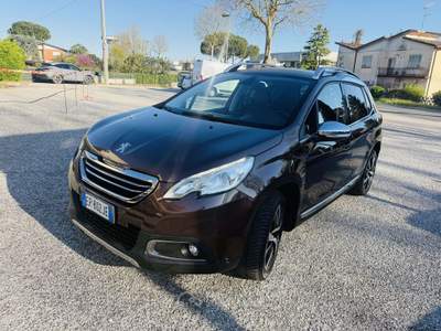 Peugeot 2008 1.6 e-hdi 8v Allure s neopatentati! Marrone usata Villadose
