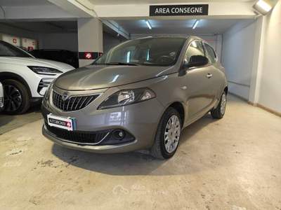 Lancia Ypsilon Ypsilon 1.0 FireFly 5 porte S&S Hybrid Gold Grigio usata RENDE