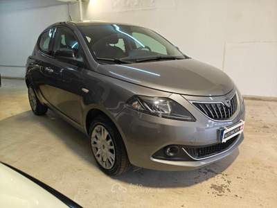 Lancia Ypsilon Ypsilon 1.0 FireFly 5 porte S&S Hybrid Gold Grigio usata RENDE