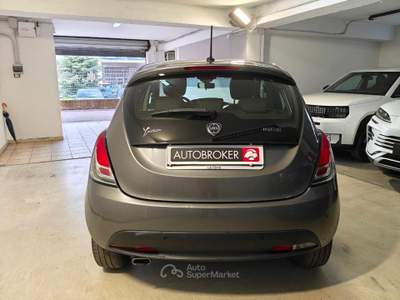 Lancia Ypsilon Ypsilon 1.0 FireFly 5 porte S&S Hybrid Gold Grigio usata RENDE