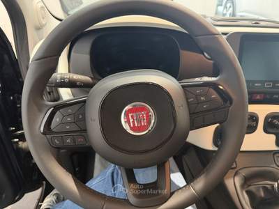 Fiat Panda 1.0 FireFly 70cv S&S Hybrid Pandina Nero usata Salerno