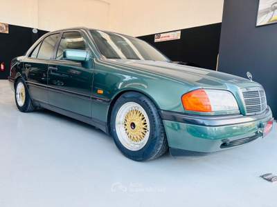 Mercedes-Benz Classe C C 180 cat Sport Verde usata Rosta