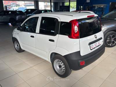 Fiat Panda 1.0 Hybrid S&S 70cv E6.4 Van 2 posti 6.900 + IVA 22% Bianco usata Voghera