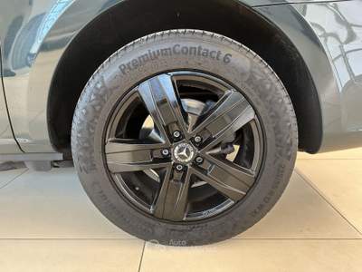 Mercedes-Benz Classe V V 220 D Auto Premium Compact Verde usata Forlì
