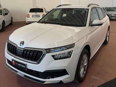 Skoda Kamiq Kamiq 2019 1.0 tsi Ambition 95cv Bianco usata Paderno Dugnano