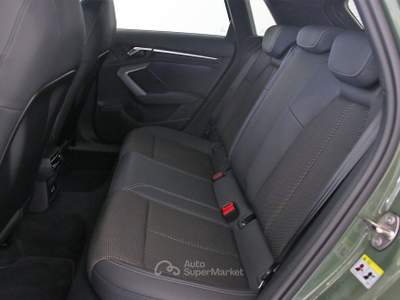 Audi A3 35 TDI S tronic S line Edition Pacchetto look nero plus/Retrocamera Verde usata Feltre