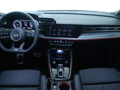 Audi A3 35 TDI S tronic S line Edition Pacchetto look nero plus/Retrocamera Verde usata Feltre