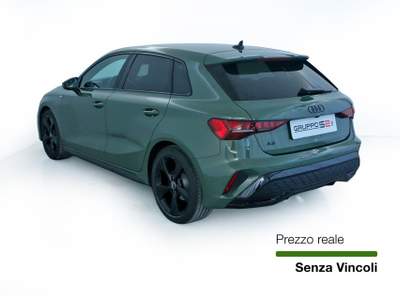 Audi A3 35 TDI S tronic S line Edition Pacchetto look nero plus/Retrocamera Verde usata Feltre
