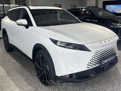Omoda 7 Omoda 7 SHS-P Pure - KM0 Bianco usata Torino