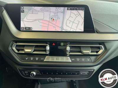 BMW Serie 1 118i 118 i 5p. M sport aut Tetto apribile Ufficiale BMW Grigio usata Roma