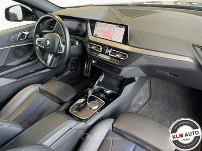 BMW Serie 1 118i 118 i 5p. M sport aut Tetto apribile Ufficiale BMW Grigio usata Roma