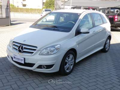 Mercedes-Benz Classe B Classe B - T245 cdi Executive Bianco usata Treviglio