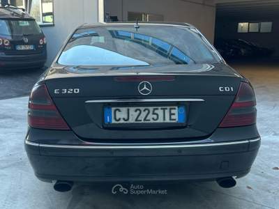Mercedes-Benz Classe E TD CDI  ELEGANCEBerlina Nero usata BRESCIA