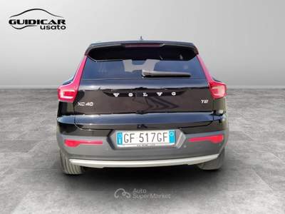 Volvo XC40 1.5 T2 Momentum Pro Geartronic Nero usata Lucca