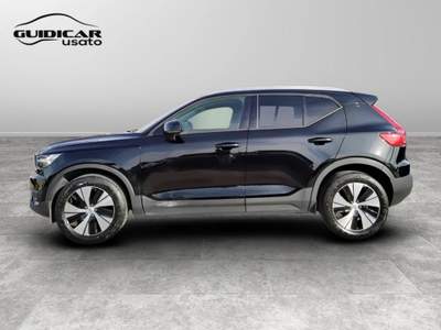 Volvo XC40 1.5 T2 Momentum Pro Geartronic Nero usata Lucca