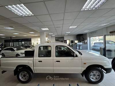 Mazda 323 B 2500 BT 50 PICK-UP 5 POSTI PERFETTO SUBITO DISPONIBILE Bianco usata Viareggio