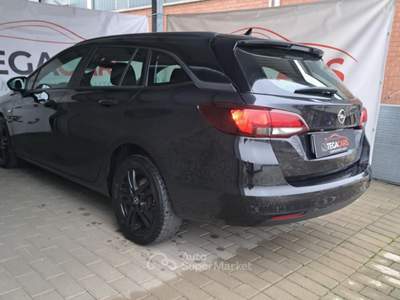 Opel Astra Vendita usata Traversetolo