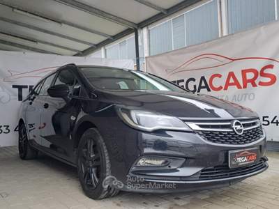Opel Astra Vendita usata Traversetolo