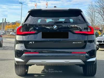 BMW X1 2023 BMW X1 xDrive23i xLine LED HUD 360 DriveAssist Nero usata Genova