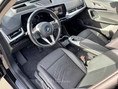 BMW X1 2023 BMW X1 xDrive23i xLine LED HUD 360 DriveAssist Nero usata Genova