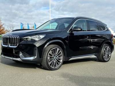 BMW X1 2023 BMW X1 xDrive23i xLine LED HUD 360 DriveAssist Nero usata Genova