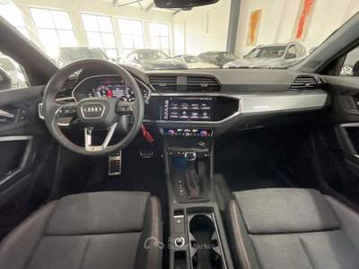 Audi Q3 2023 Audi Q3 35 TDI quattro S line Virtual Cockpit Panoramico Nero usata Genova