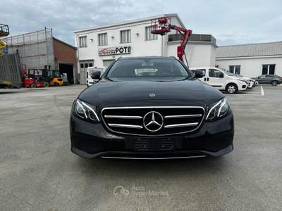 Mercedes-Benz Classe E E200d S.W. Auto Avantgarde Nero usata CASTENASO