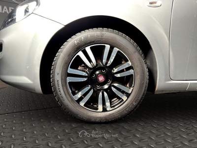 Fiat Punto 1.3 MJT II S&S 95 CV 5 porte Street Argento usata Bastia Umbra