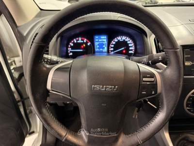 Isuzu D-Max 2.5 Crew Solar Plus 4WD - AUTOVETTURA Bianco usata Siena