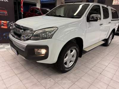 Isuzu D-Max 2.5 Crew Solar Plus 4WD - AUTOVETTURA Bianco usata Siena