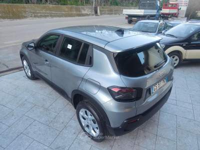 Jeep Avenger ALTITUDE 100cv  G.P.L. - 27.217 km Grigio usata Cappelle sul Tavo