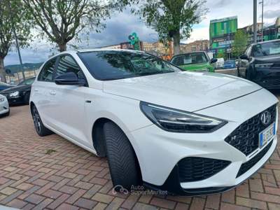 Hyundai i30 1.0 T-GDI iMT 48V 5 porte N-Line Bianco usata Savona