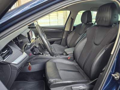 Skoda Octavia 1.5 G-TEC DSG Wagon Style Blu/Azzurro usata Bari